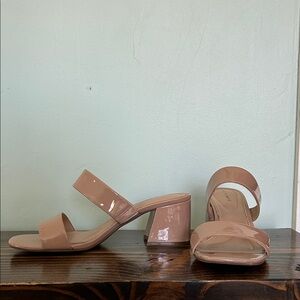 Kelly and Katie Nude Patent Slide Sandal 3” Chunky Heel Size 10